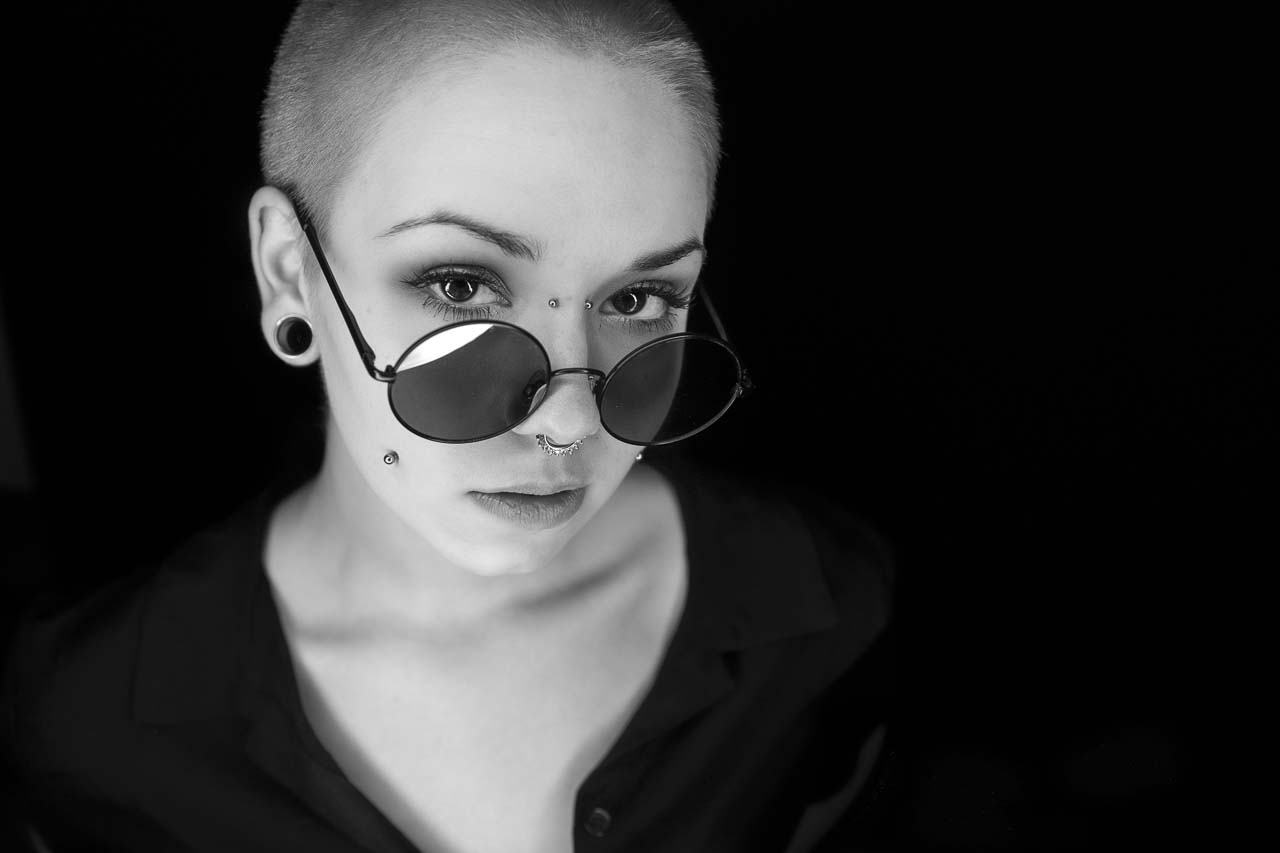 Portrait fashion BNW Kontrast